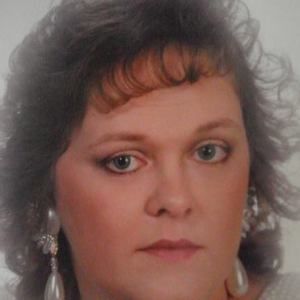 Meet your Posher, Debi